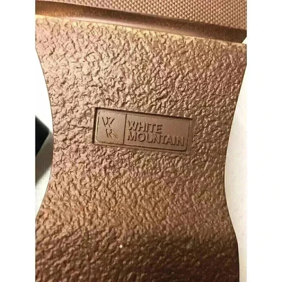 White Mountain Footbeds Leftover 6.5M Black Toe Sandals Buckle Side Slip On - Picture 5 of 6